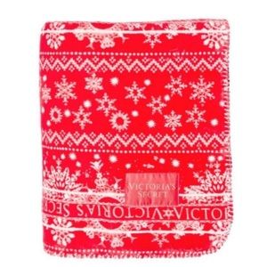 Victoria’s Secret Sherpa Throw Blanket